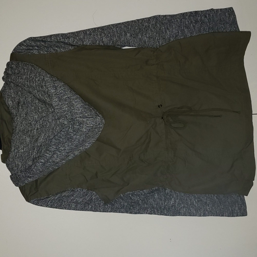 Army green utility jacket - Picture 2 of 7